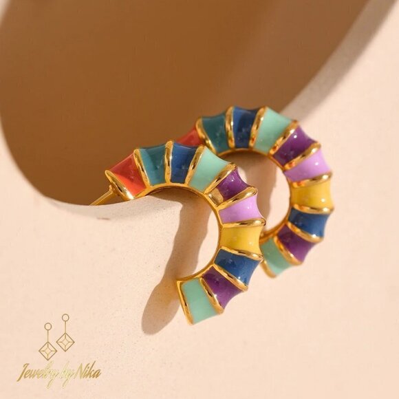 NEW 14K Yellow Gold Multicolor Enameluxe Boho Unique Hoop Luxury Stud Earrings - Picture 2 of 15